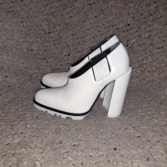 JIL SANDER-Sandy Sport-Off White Leather Booties/Pumps-Gusset-Sz 35-Near Mint - Picture 2 of 9